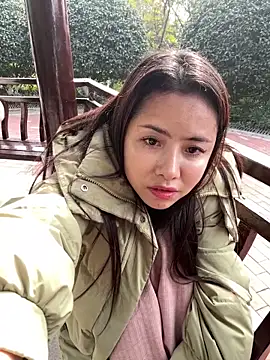 Snapshot of qingqing-ss chatting on December 18, 2025, 6:29 am qingqing-ss online show from December 18, 2025, 6:29 am