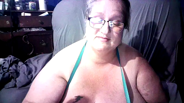Snapshot of jade-belle chatting on May 27, 2026, 7:16 am jade-belle online show from May 27, 2026, 7:16 am