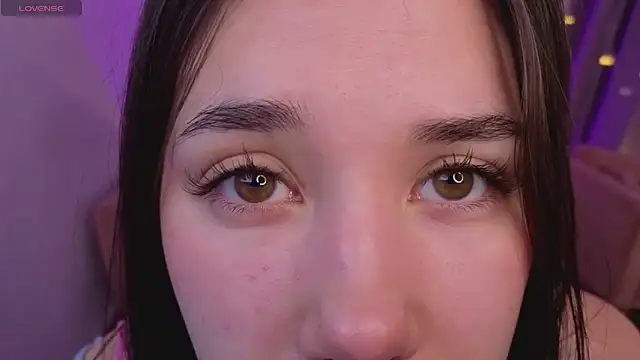 Snapshot of Nicoll_Cherry chatting on February 2, 2026, 6:01 am Nicoll Cherry online show from February 2, 2026, 6:01 am