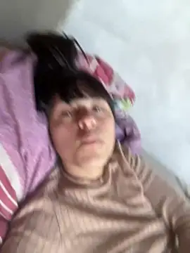 katycatarg online show from December 16, 2025, 7:07 pm