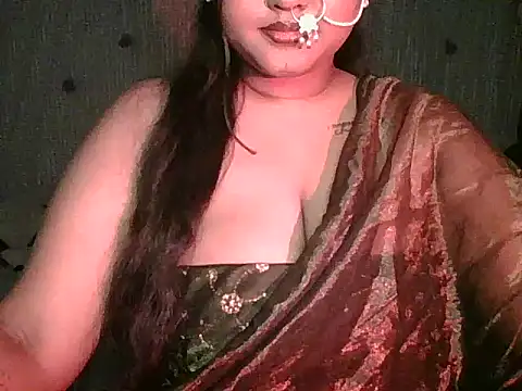 Snapshot of sonal-6 chatting on February 13, 2026, 11:27 pm sonal-6 online show from February 13, 2026, 11:27 pm
