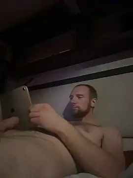 SparkledExtern online show from January 19, 2026, 8:51 am