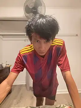 jhaycobXgarcia online show from December 17, 2025, 1:49 pm