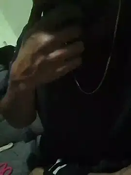 mavyz56 online show from March 1, 2026, 2:22 am