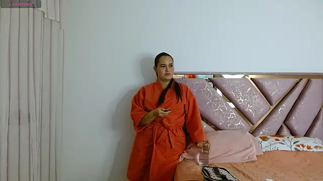 kilye hernandez online show from December 16, 2025, 7:23 am