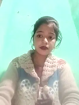 Juli pande online show from December 17, 2025, 2:16 am