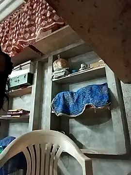 Snapshot of Shreya_pandit chatting on May 7, 2026, 5:49 pm Shreya pandit online show from May 7, 2026, 5:49 pm