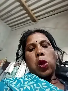 Snapshot of Shreya_pandit chatting on April 21, 2026, 12:34 am Shreya pandit online show from April 21, 2026, 12:34 am