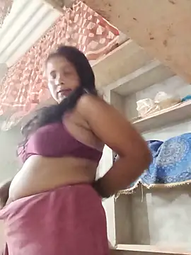 Snapshot of Shreya_pandit chatting on May 20, 2026, 12:13 pm Shreya pandit online show from May 20, 2026, 12:13 pm