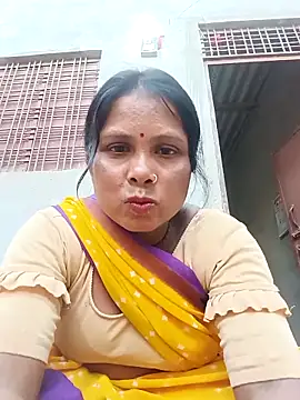 Snapshot of Shreya_pandit chatting on April 22, 2026, 12:45 pm Shreya pandit online show from April 22, 2026, 12:45 pm