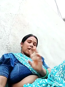 Snapshot of Shreya_pandit chatting on May 15, 2026, 1:20 pm Shreya pandit online show from May 15, 2026, 1:20 pm