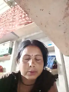 Snapshot of Shreya_pandit chatting on May 21, 2026, 4:48 pm Shreya pandit online show from May 21, 2026, 4:48 pm