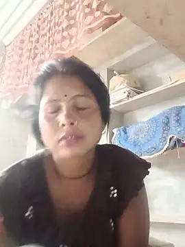 Snapshot of Shreya_pandit chatting on May 15, 2026, 12:30 am Shreya pandit online show from May 15, 2026, 12:30 am