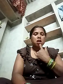 Shreya pandit online show from April 3, 2026, 4:13 pm