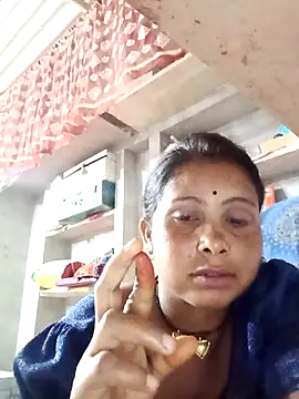 Snapshot of Shreya_pandit chatting on May 11, 2026, 7:33 pm Shreya pandit online show from May 11, 2026, 7:33 pm