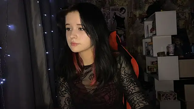 Absent Fairy online show from April 25, 2026, 5:54 pm