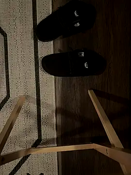 ebnysissycd online show from December 21, 2025, 10:32 pm