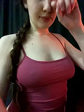 shrie beverly0000 online show from January 7, 2026, 12:04 am