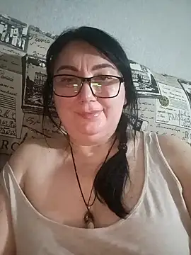 MariSwan222 online show from March 13, 2026, 9:42 pm