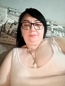 Snapshot of MariSwan222 chatting on June 8, 2026, 8:31 pm MariSwan222 online show from June 8, 2026, 8:31 pm