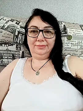 Snapshot of MariSwan222 chatting on July 14, 2026, 7:02 am MariSwan222 online show from July 14, 2026, 7:02 am