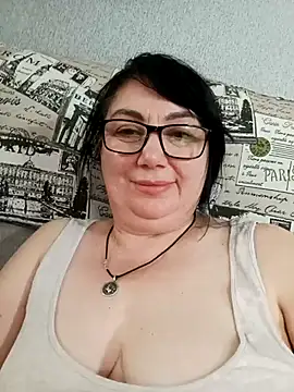 Snapshot of MariSwan222 chatting on July 15, 2026, 12:56 pm MariSwan222 online show from July 15, 2026, 12:56 pm