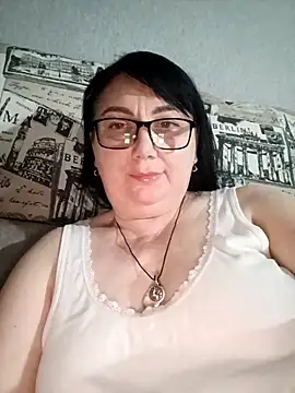 MariSwan222 online show from May 20, 2026, 8:28 pm