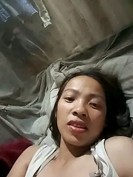 Andrea-688 online show from April 3, 2026, 10:49 pm