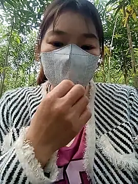 Snapshot of May-Ne chatting on December 21, 2025, 2:57 am May-Ne online show from December 21, 2025, 2:57 am