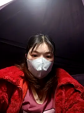 Snapshot of May-Ne chatting on December 20, 2025, 1:03 pm May-Ne online show from December 20, 2025, 1:03 pm