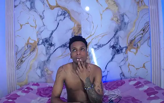 Snapshot of Damian_and_theo chatting on February 7, 2026, 7:11 pm Damian and theo online show from February 7, 2026, 7:11 pm