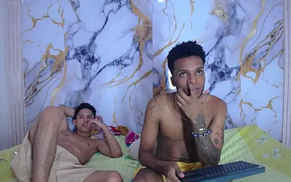 Snapshot of Damian_and_theo chatting on February 12, 2026, 7:13 pm Damian and theo online show from February 12, 2026, 7:13 pm