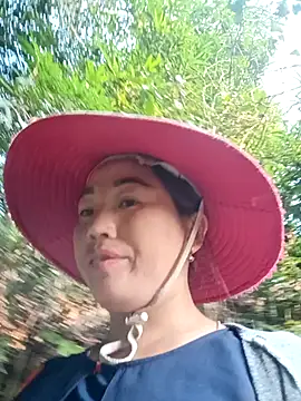 Snapshot of seacyre chatting on April 7, 2026, 12:23 am seacyre online show from April 7, 2026, 12:23 am