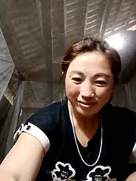 Snapshot of seacyre chatting on April 4, 2026, 12:17 am seacyre online show from April 4, 2026, 12:17 am