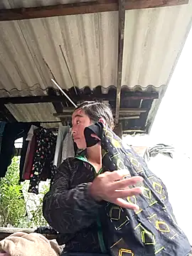 Snapshot of seacyre chatting on December 18, 2025, 7:02 am seacyre online show from December 18, 2025, 7:02 am