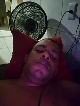 Snapshot of marreta240675 chatting on March 3, 2026, 1:45 am marreta240675 online show from March 3, 2026, 1:45 am