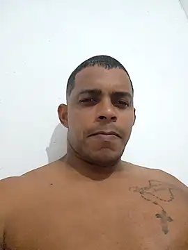 Snapshot of marreta240675 chatting on March 3, 2026, 10:06 pm marreta240675 online show from March 3, 2026, 10:06 pm