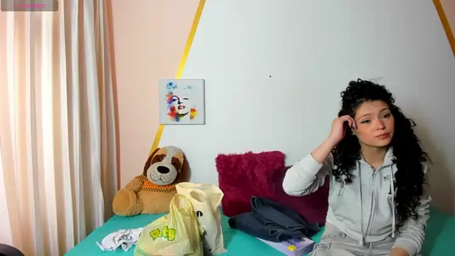 Snapshot of MapeDiamond chatting on April 8, 2026, 3:02 pm MapeDiamond online show from April 8, 2026, 3:02 pm