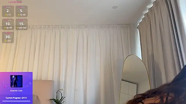 Snapshot of scarlettmoonmuse chatting on June 16, 2026, 11:43 am scarlettmoonmuse online show from June 16, 2026, 11:43 am