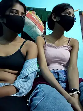 Snapshot of Aaradhya-Rani chatting on January 9, 2026, 5:47 am Aaradhya-Rani online show from January 9, 2026, 5:47 am