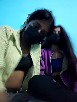 Snapshot of Aaradhya-Rani chatting on December 17, 2025, 8:25 pm Aaradhya-Rani online show from December 17, 2025, 8:25 pm