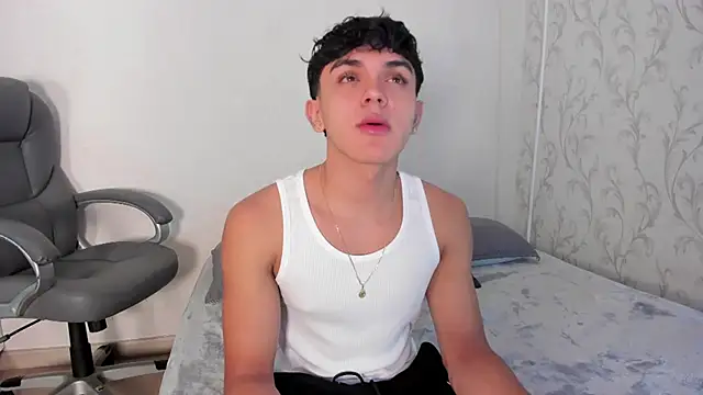  TaylorBlack online show from March 28, 2026, 11:22 am