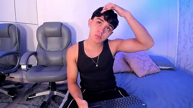  TaylorBlack online show from February 5, 2026, 11:39 am