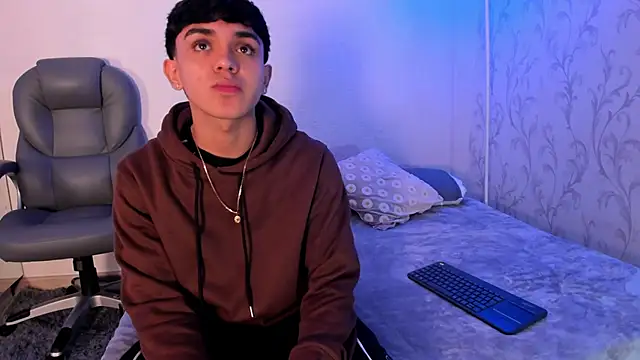 Snapshot of _TaylorBlack chatting on January 9, 2026, 11:39 am TaylorBlack online show from January 9, 2026, 11:39 am