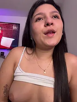 Snapshot of Camila_sanchez25 chatting on May 4, 2026, 7:50 pm Camila sanchez25 online show from May 4, 2026, 7:50 pm