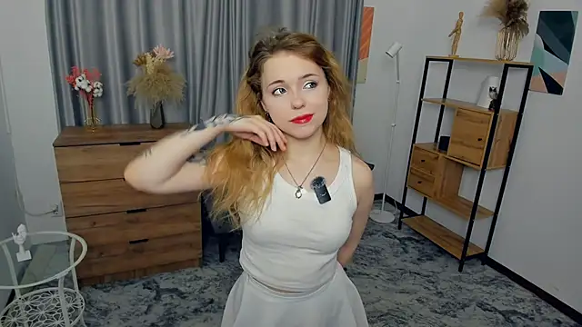 Snapshot of KymWestgaard chatting on January 12, 2026, 7:48 am KymWestgaard online show from January 12, 2026, 7:48 am