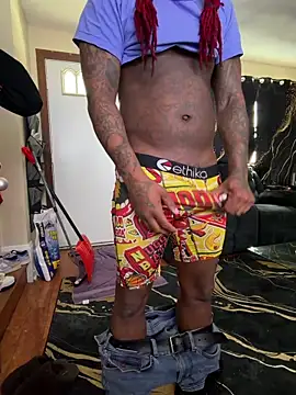 Snapshot of daddydarkskindikk chatting on February 23, 2026, 6:41 pm daddydarkskindikk online show from February 23, 2026, 6:41 pm