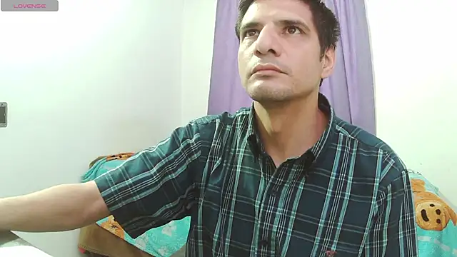 Adam Arango online show from December 20, 2025, 12:08 pm