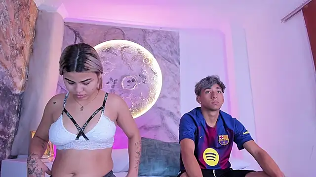 kimberlyAndOstin online show from January 8, 2026, 1:28 pm