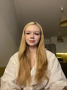 Snapshot of my_liss chatting on June 9, 2026, 7:04 pm my liss online show from June 9, 2026, 7:04 pm